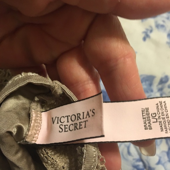 Victoria’s Secret bralette - Picture 3 of 4